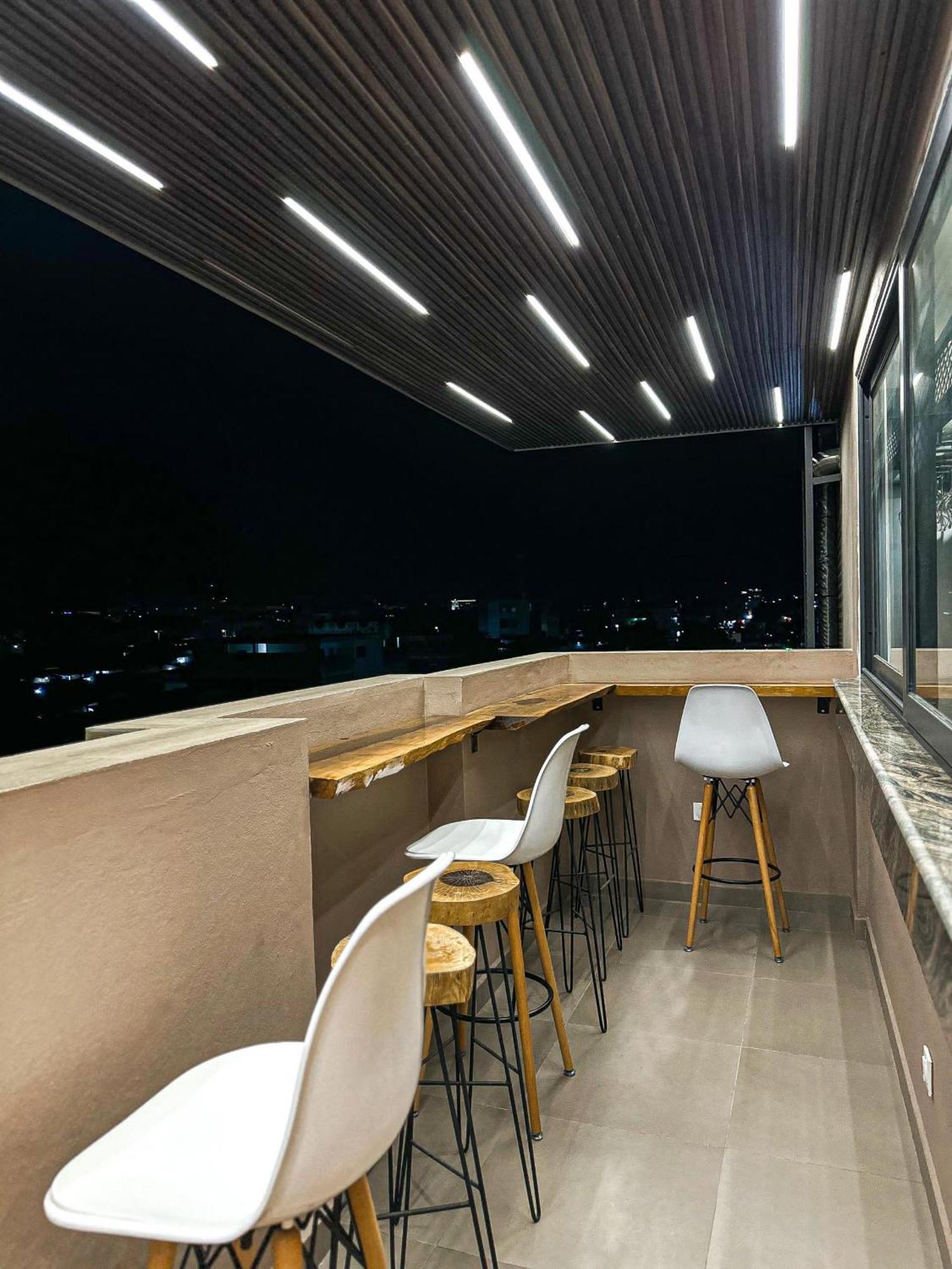 Klik Klak Appart Hotel Cotonou Exterior foto