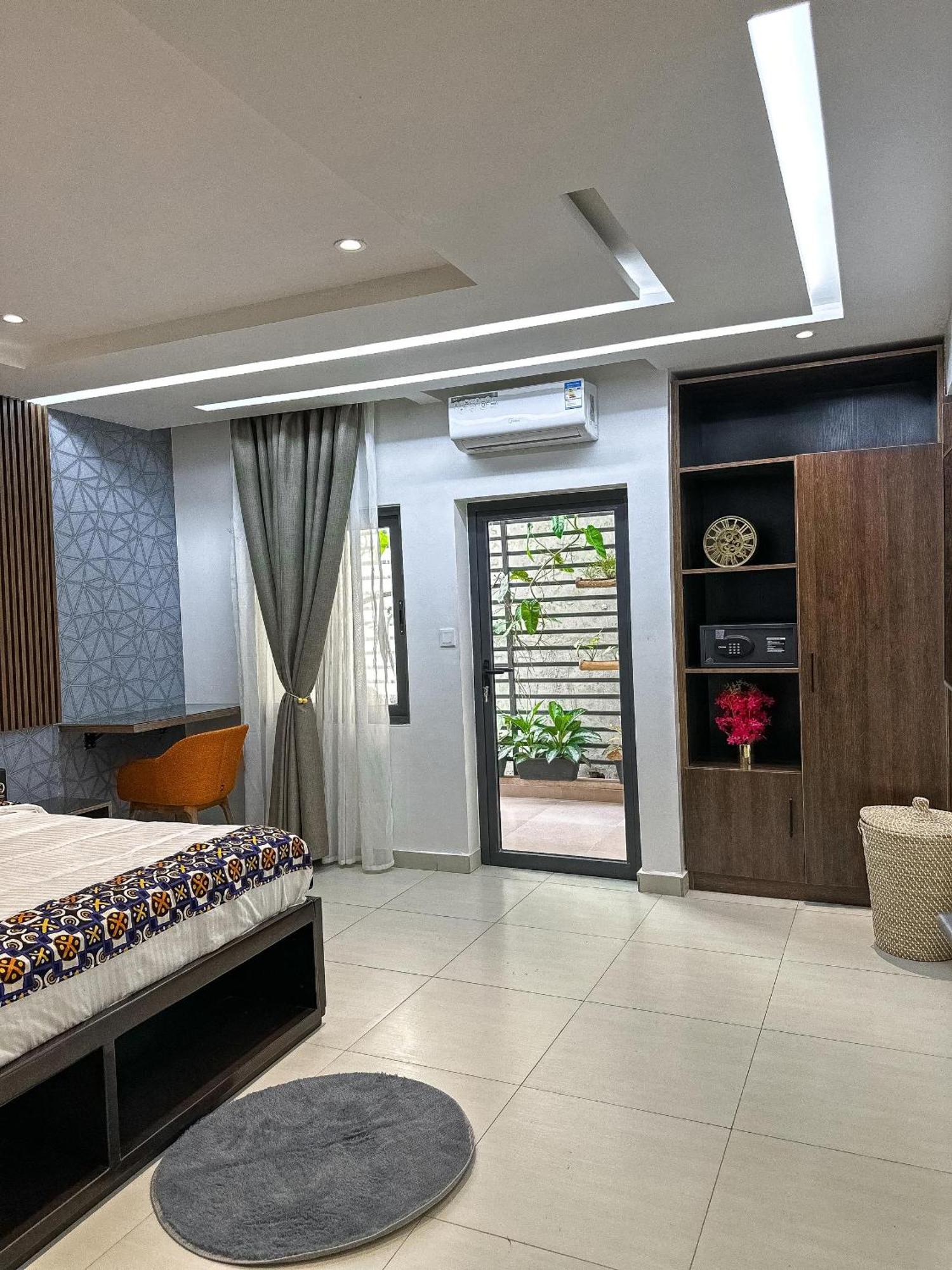 Klik Klak Appart Hotel Cotonou Exterior foto