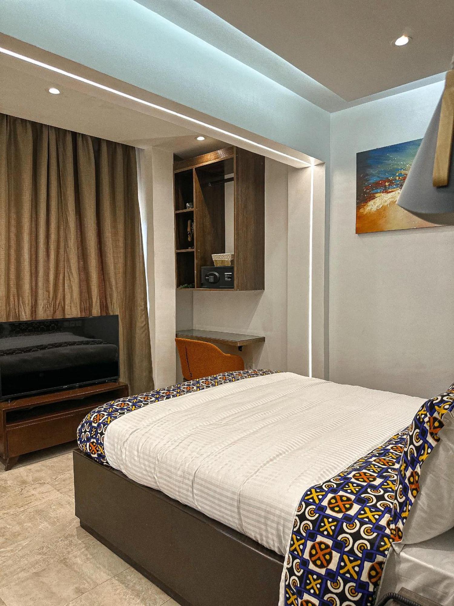 Klik Klak Appart Hotel Cotonou Exterior foto