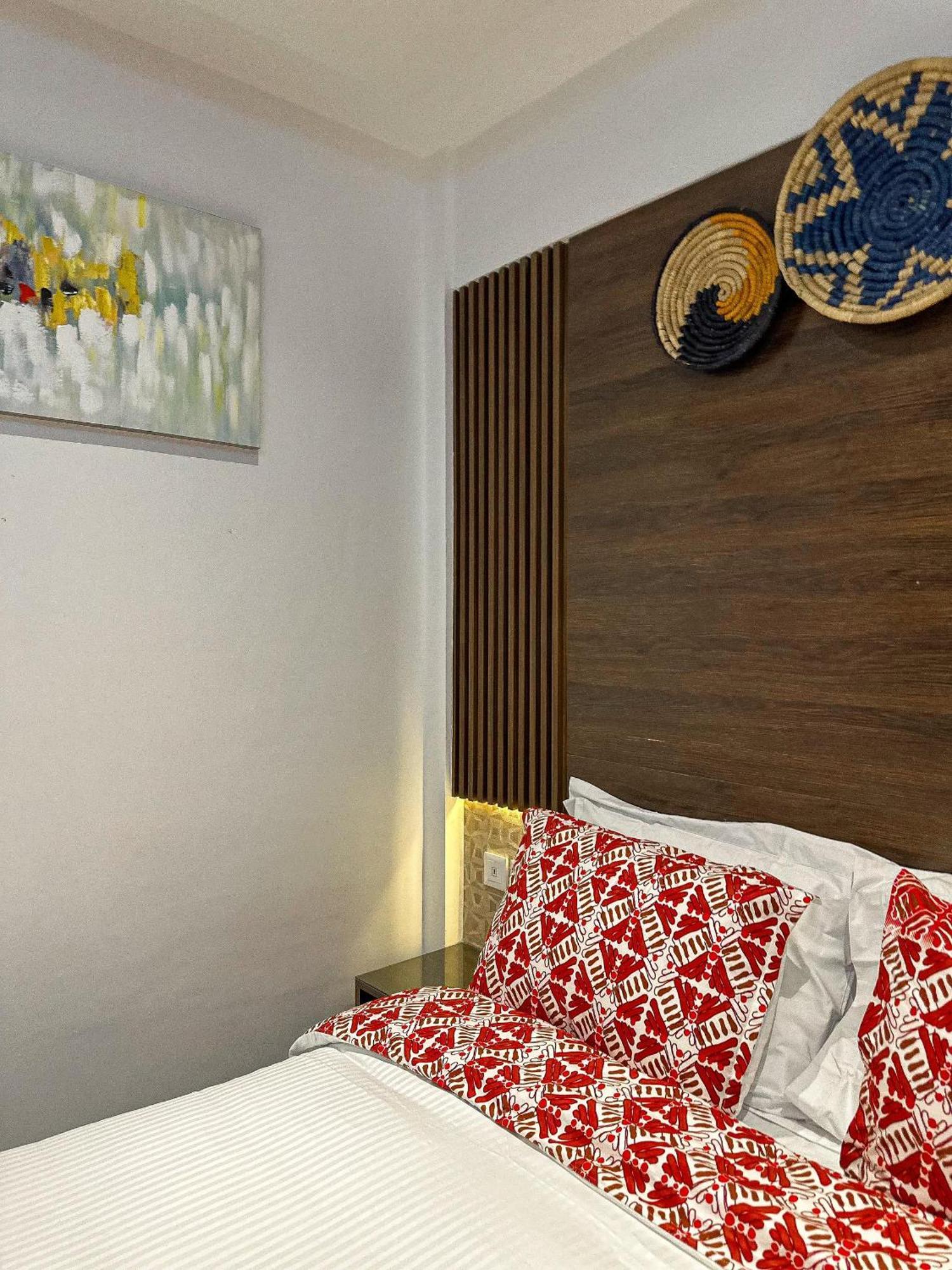 Klik Klak Appart Hotel Cotonou Exterior foto